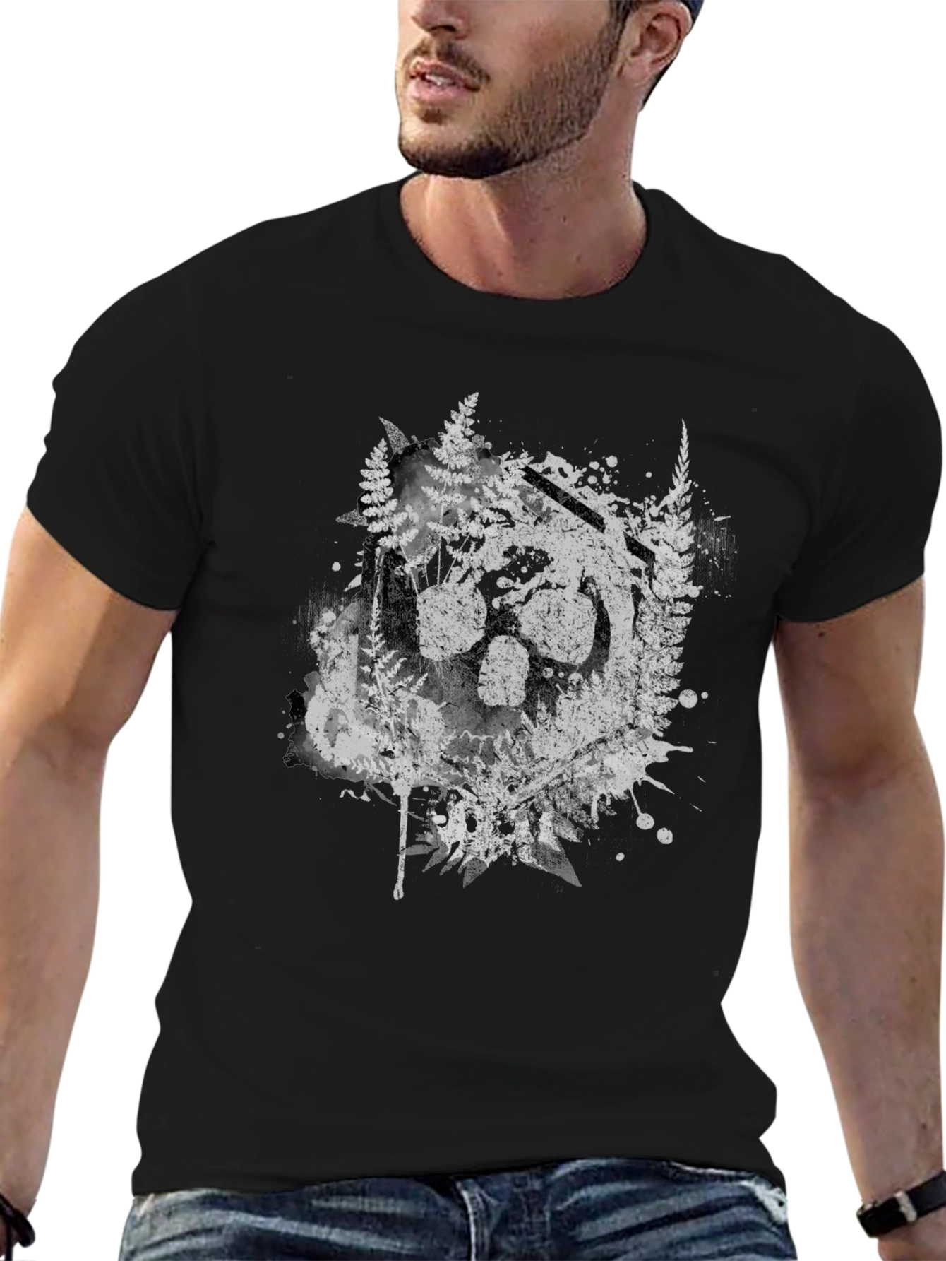 Nature Wolf Paw Print Graphic T-Shirt