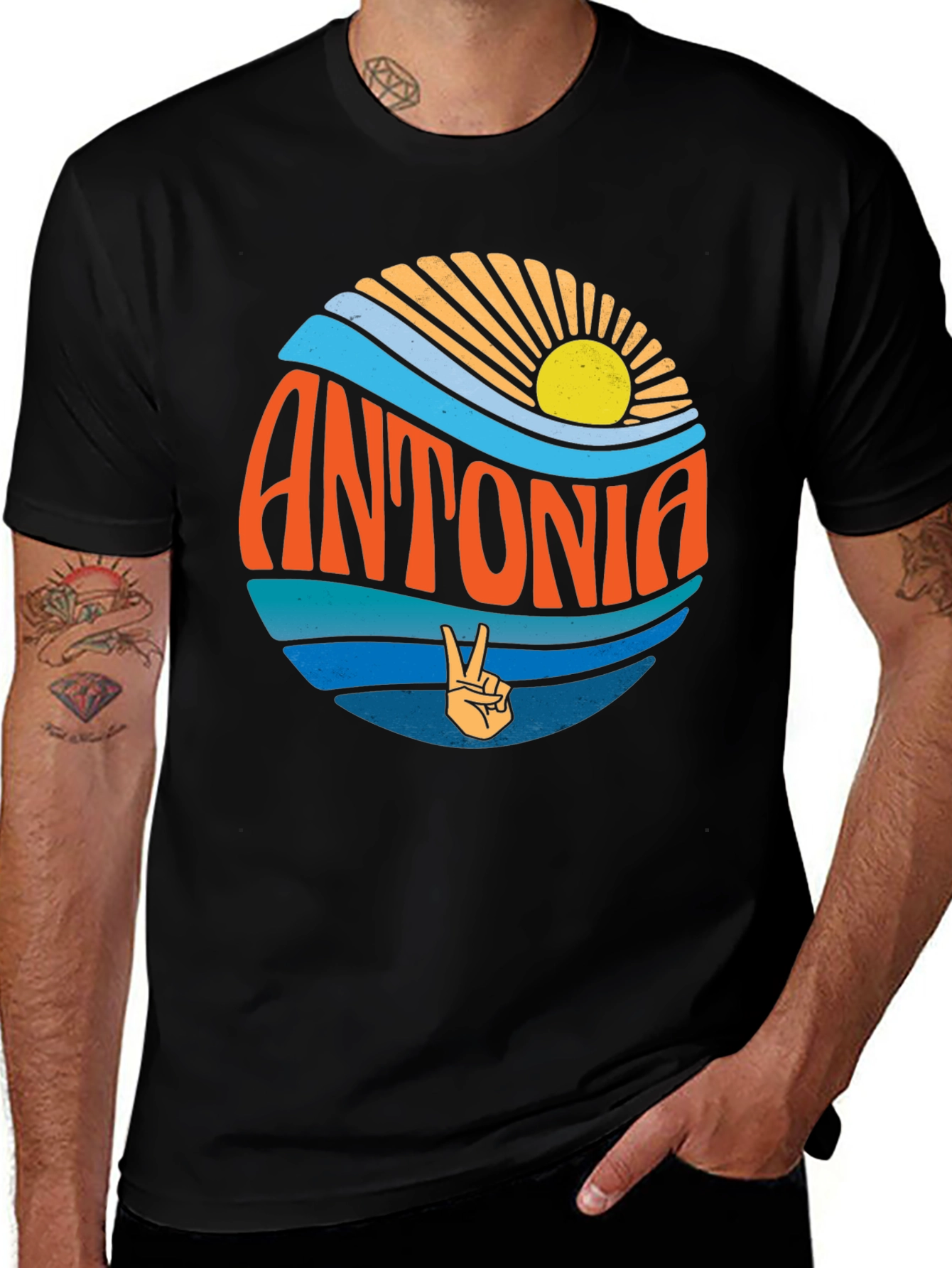 Antonia Retro Graphic T-Shirt