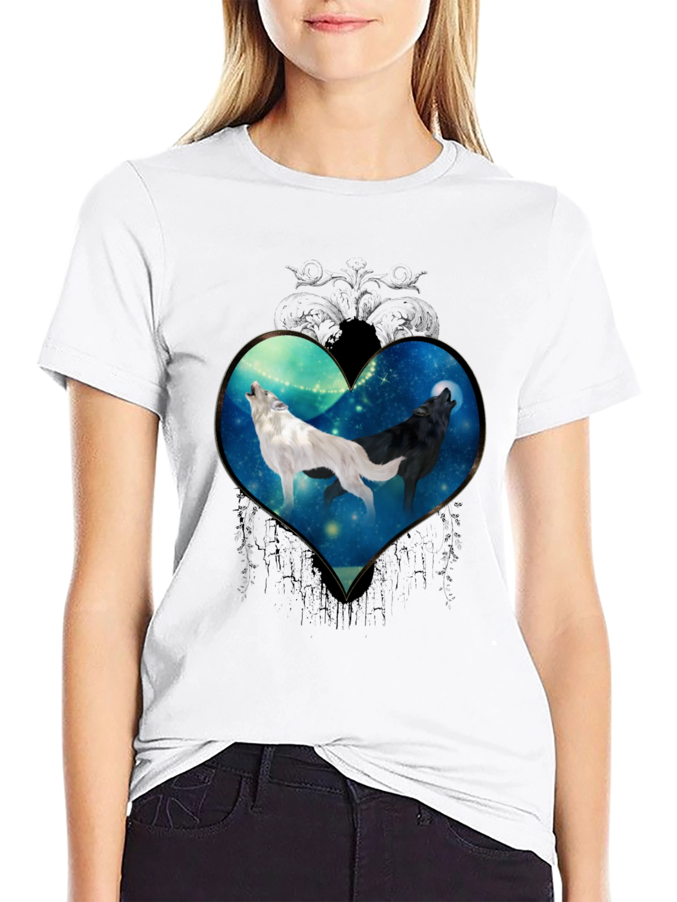 Wolf Heart Graphic Tee - Stylish Black T-Shirt