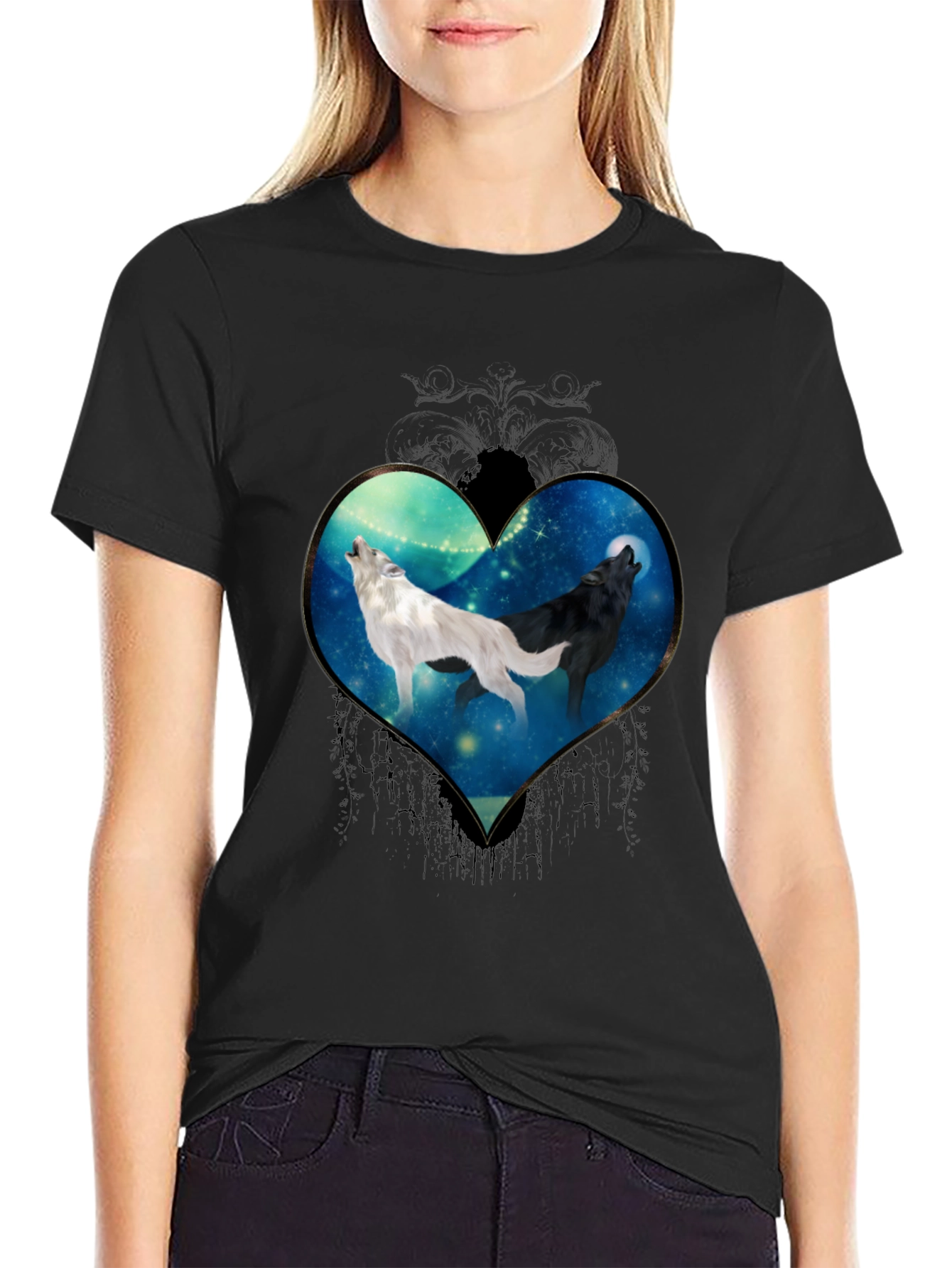 Wolf Heart Graphic Tee - Stylish Black T-Shirt