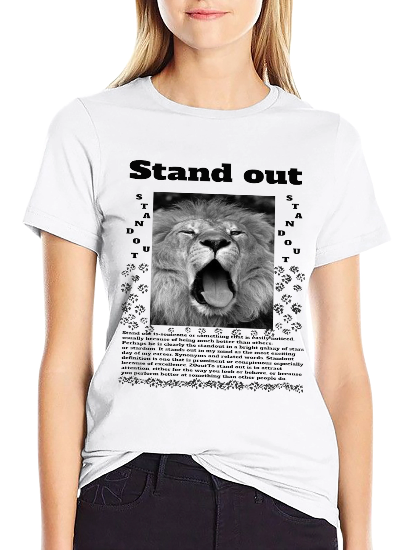 Stand Out Lion Graphic T-Shirt