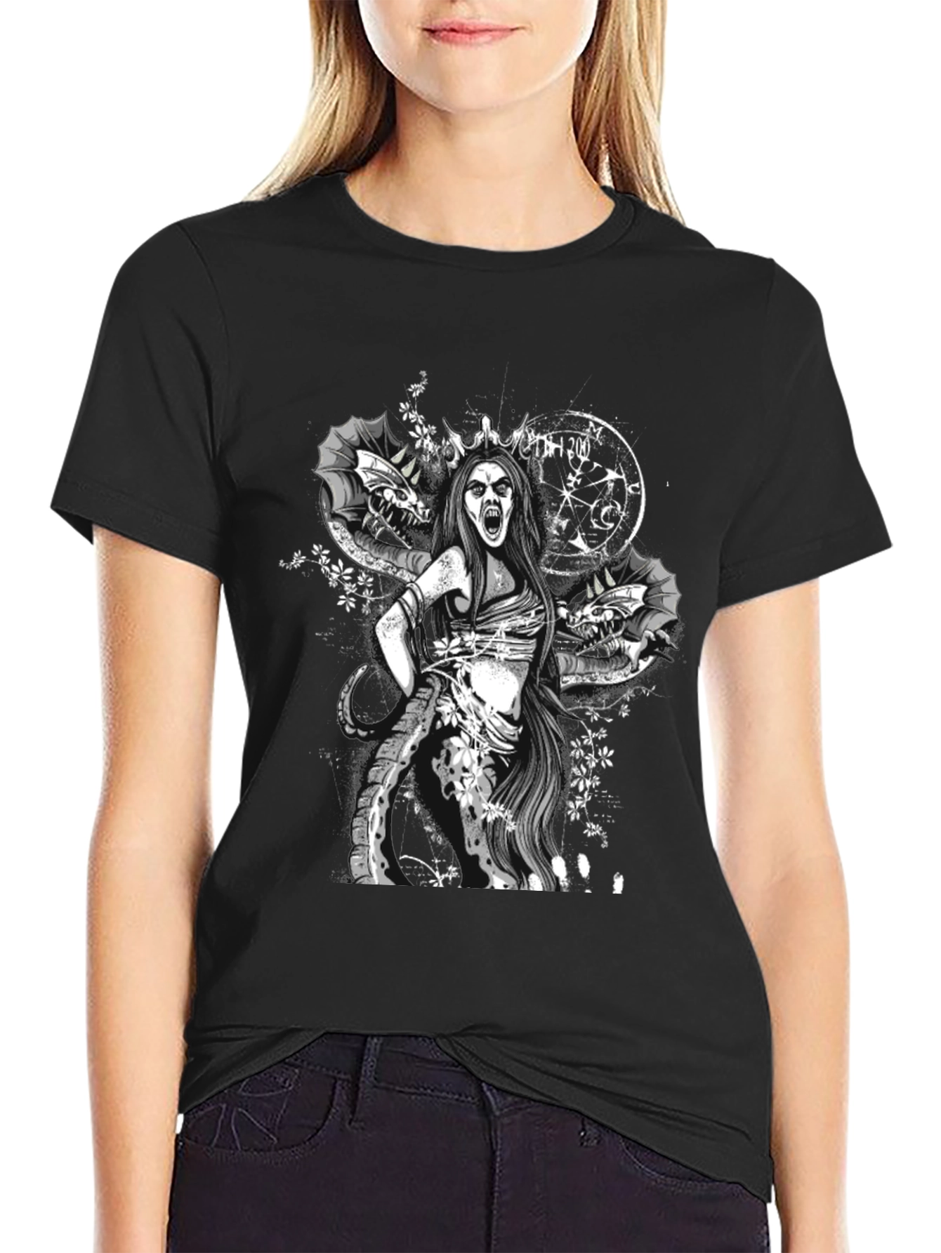 Serpent Queen Graphic Tee - Black