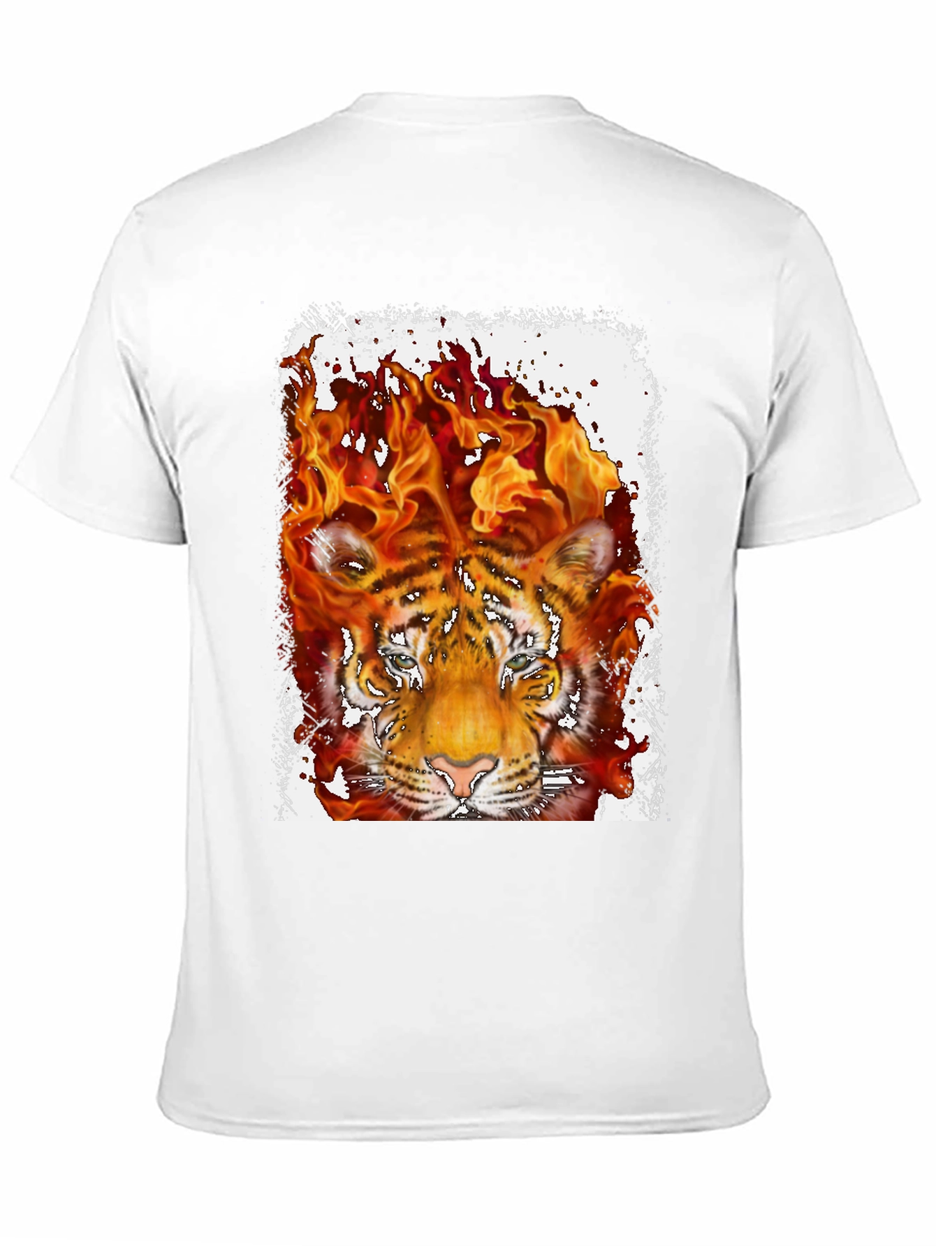 Fiery Tiger Graphic Tee - Bold Black T-Shirt