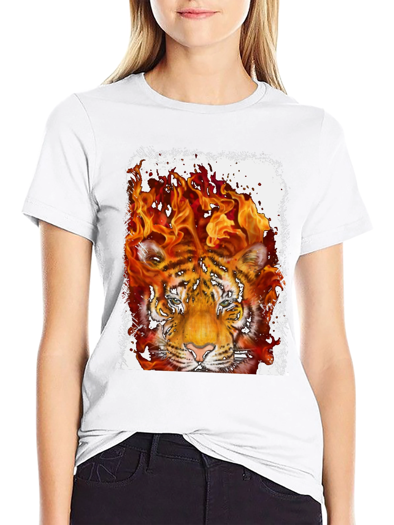Fiery Tiger Graphic Tee - Bold Black T-Shirt